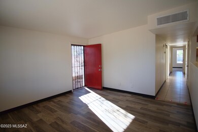 3356 - Living Area