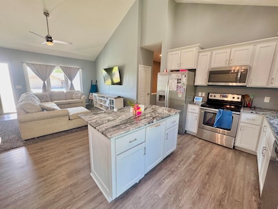 2822 36th St, Columbus, NE 68601 - photo 7