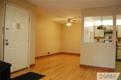 397 Lancaster Ct unit 2397, Piscataway, NJ 08854 - photo 3