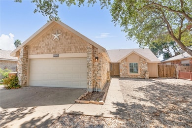 2238 Baffin Bay Dr, Corpus Christi, TX 78418 - photo 2