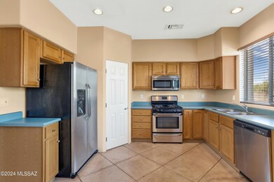 3622 N Crest Ranch Dr, Tucson, AZ 85719 - photo 7