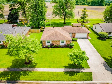 3109 W Twickingham Dr, Muncie, IN 47304 - photo 3