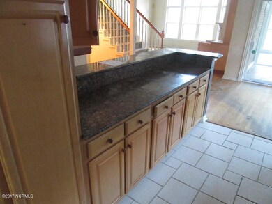 21 KITCHEN