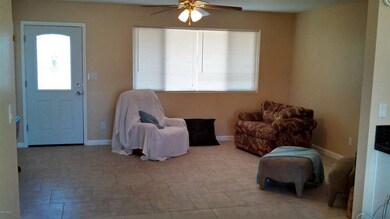 Livingroom 2-1114