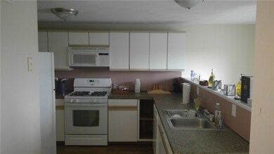 33 Waterview Dr unit B, Smithfield, RI 02917 - photo 4