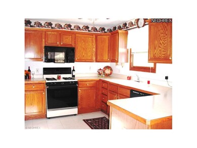 fully applianced kitchen