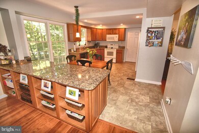 290 Locust Ridge Ln, Arnold, MD 21012 - photo 2