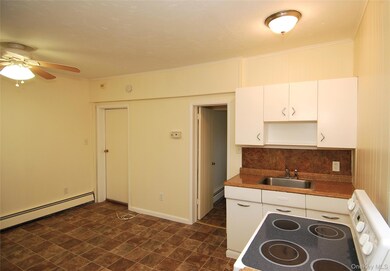 1342 Route 44 unit 4, Pleasant Valley, NY 12569 - photo 7