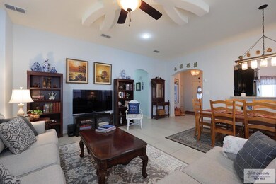 6780 Garden Woods Ave, Brownsville, TX 78526 - photo 6