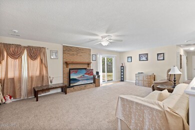 1036 Massey Rd, Jacksonville, NC 28546 - photo 5