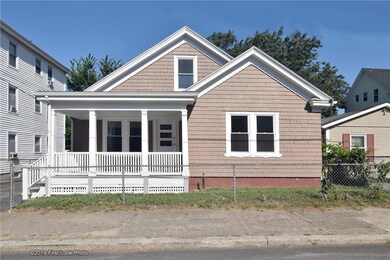 11 Walker St, Pawtucket, RI 02860 - photo 2