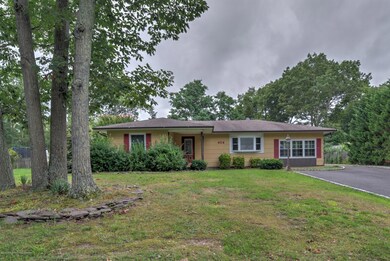 002_FRONT YARD