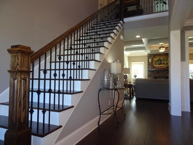 7984 Hampton Cove Dr, Ooltewah, TN 37363 - photo 5