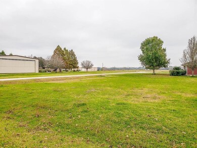 1 Hal Mclain Rd, Manvel, TX 77578 - photo 3