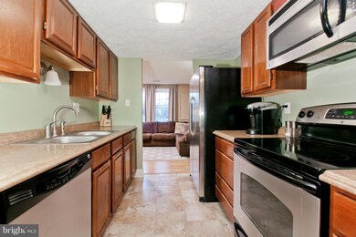 7188 Glenmeadow Ct, Frederick, MD 21703 - photo 6