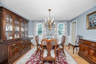 10 Autumn Ln, Chelmsford, MA 01824 - photo 4