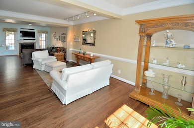 386 Myrtle Place, Occoquan, VA 22125 - photo 2