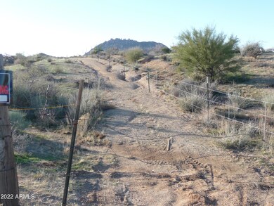 Juan Tabo Road looking west