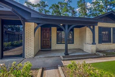 311 Eleanor St, Houston, TX 77009 - photo 4