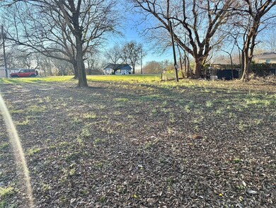 738 Cole St, Gainesville, TX 76240 - photo 7