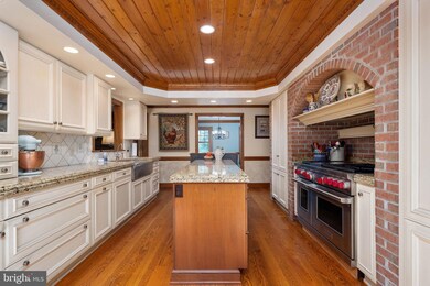 7117 Bloomsbury Ln, Spotsylvania, VA 22553 - photo 4