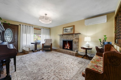 115 Andrews St, Fall River, MA 02724 - photo 4