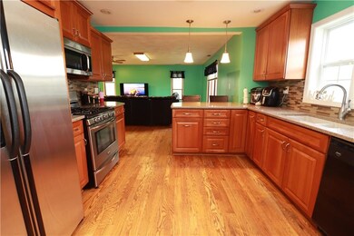 2609 13th St, Columbus, IN 47201 - photo 2