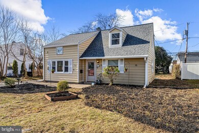 438 Newton Rd, Hatboro, PA 19040 - photo 2