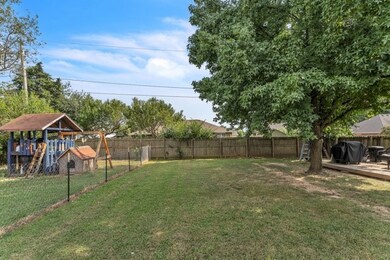 1006 E Longview Dr, Rogers, AR 72756 - photo 5