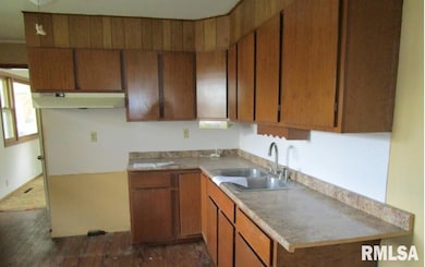 600 N 12th St, Clinton, IA 52732 - photo 6