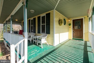 209 Windridge Acres Ct, Silver Spring, MD 20905 - photo 4