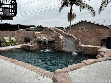 1804 N Anzac Ave, Compton, CA 90222 - photo 2
