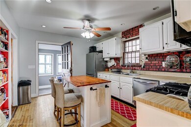Bright kitchen