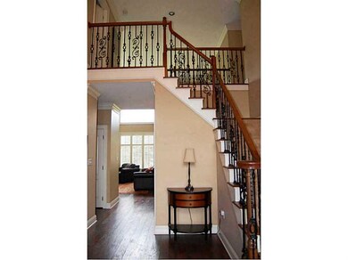 Entry/Foyer.