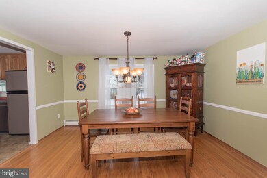 90 Macfarland Ave, Warminster, PA 18974 - photo 7