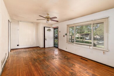 4577 Rodney Rd, Columbus, OH 43227 - photo 7