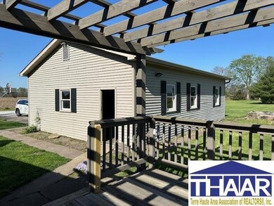 10501 S Coxville Rd, Rosedale, IN 47874 - photo 4