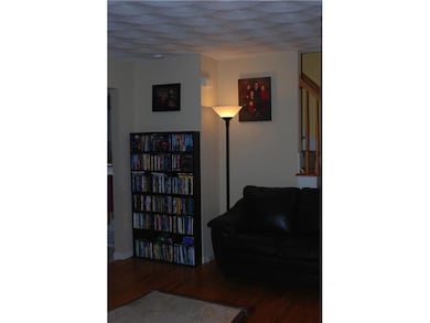 105 Laura Cir, Cranston, RI 02920 - photo 7