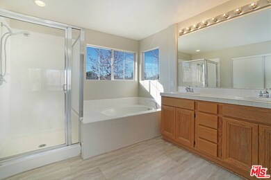 41038 Simi Ct, Temecula, CA 92591 - photo 4