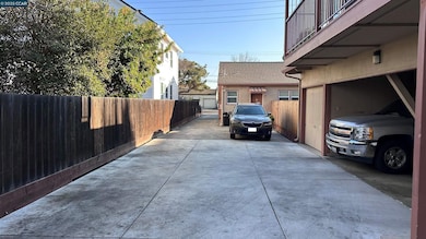 Driveway to back units 1-3