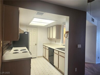 3550 Bay Sands Dr unit 2070, Laughlin, NV 89029 - photo 7