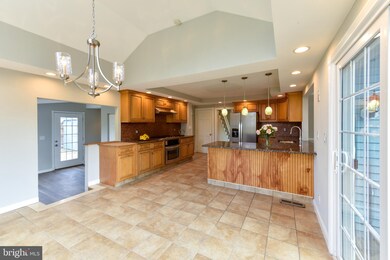 8 Constitution Rd, Clementon, NJ 08021 - photo 5