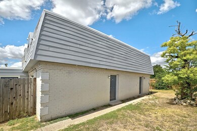 2206 Mission Hill Cir unit 101-104, Austin, TX 78741 - photo 3