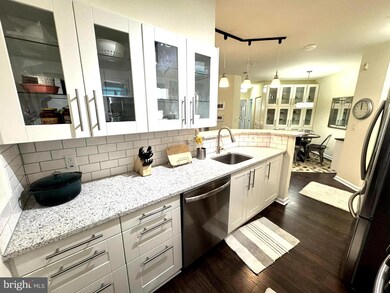 12915 Alton Square unit 311, Herndon, VA 20170 - photo 4