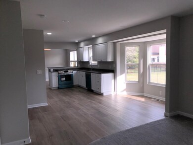 7050 Berry Blossom Ct, Liberty Township, OH 45011 - photo 3