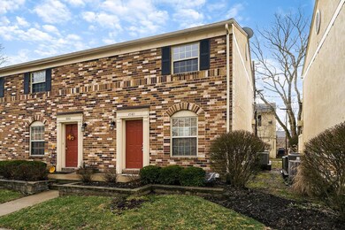 Welcome to 2585 Olde Hill Court