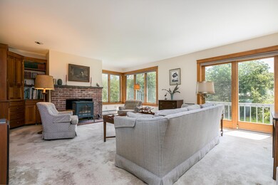 243 Bowery Beach Rd Cape-large-009-021-L