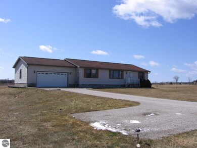8133 Curtis Rd, Hale, MI 48739 - photo 2