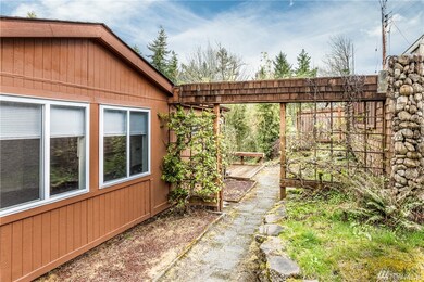 18936 Slough Ln SE, Yelm, WA 98597 - photo 3