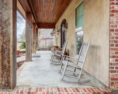 110 Oak Post-4